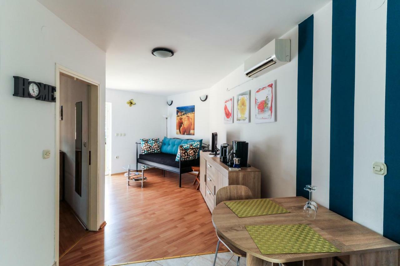 Waimarie Apartment Fazana Bagian luar foto
