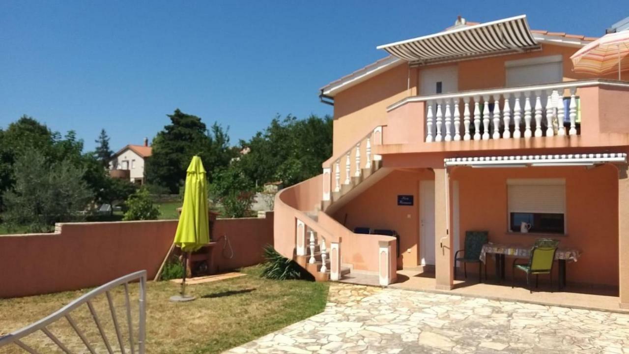 Waimarie Apartment Fazana Bagian luar foto